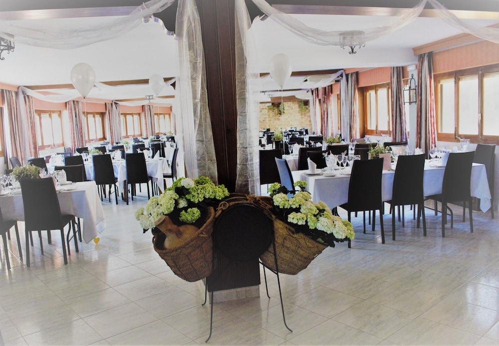 Restaurante Felipe Ii (adults Only) Ayna
