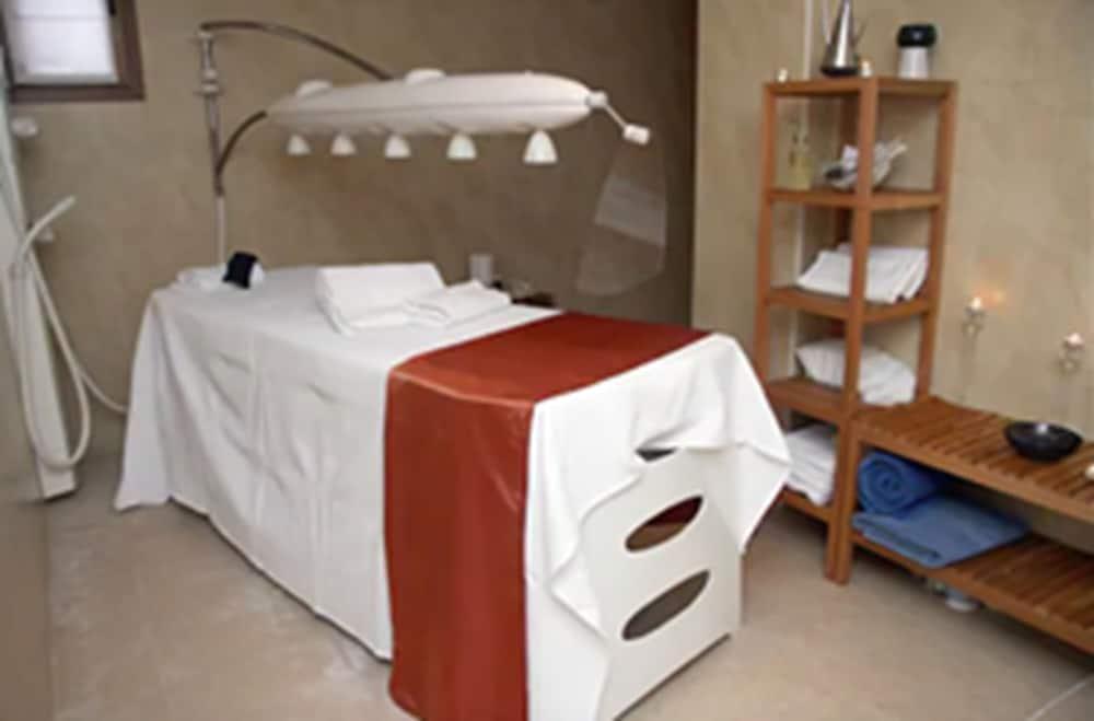 Cándido Hotel 4*