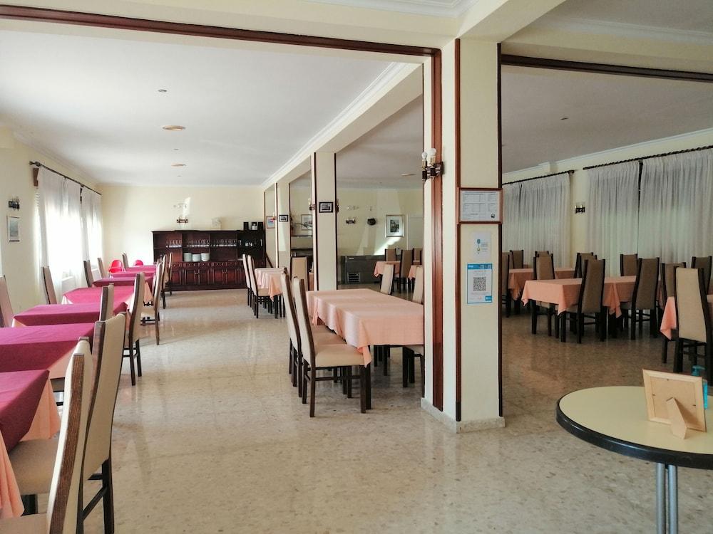 Moon Dreams La Lanzada Hotel