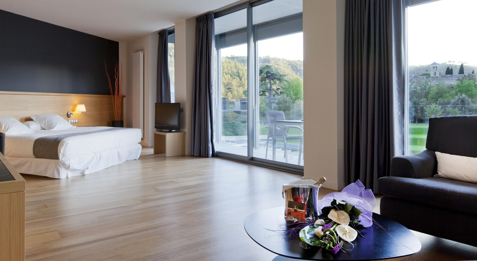 Hotel Món Sant Benet 4*