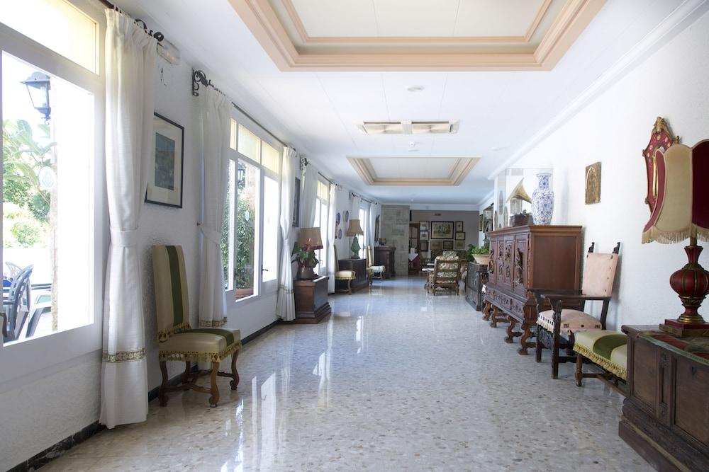 Ght Neptuno-tossa & Venus Hotel