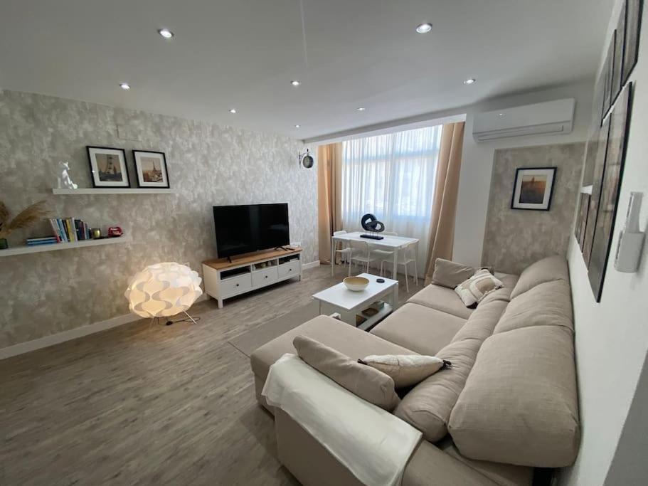Apartment Piso 3 Recien Reformado En *