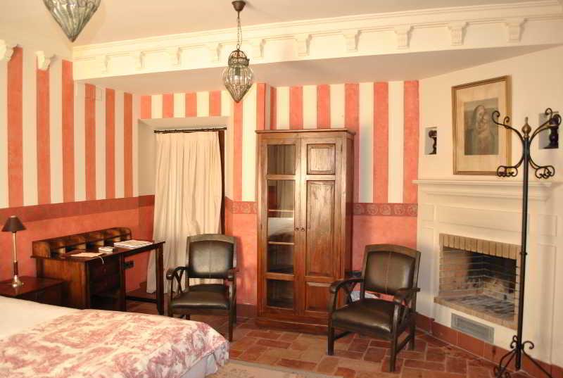 El Rincón De Descalzas Carmona (Seville)