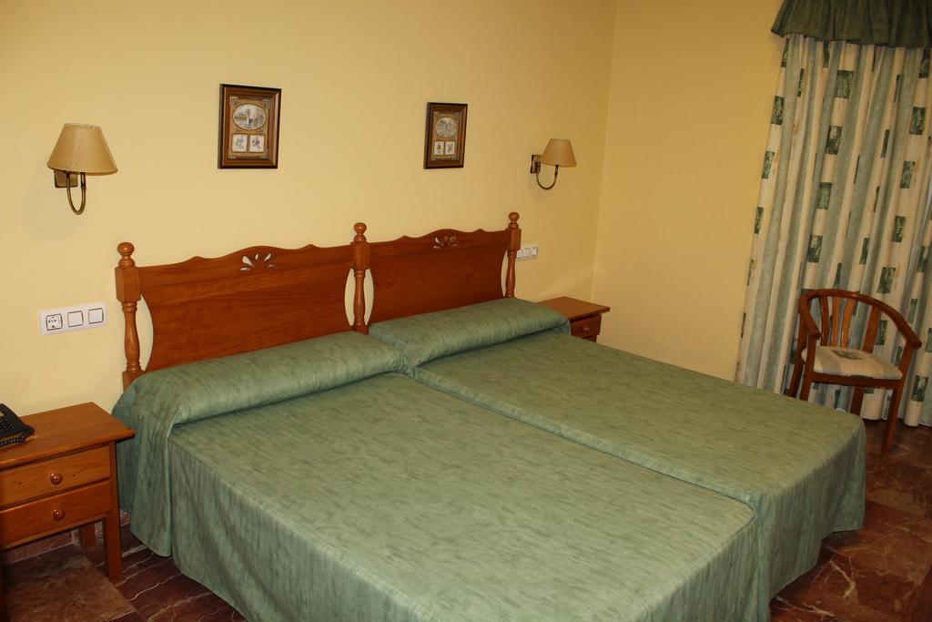 Hotel Futurotel Ribera Premium 3*