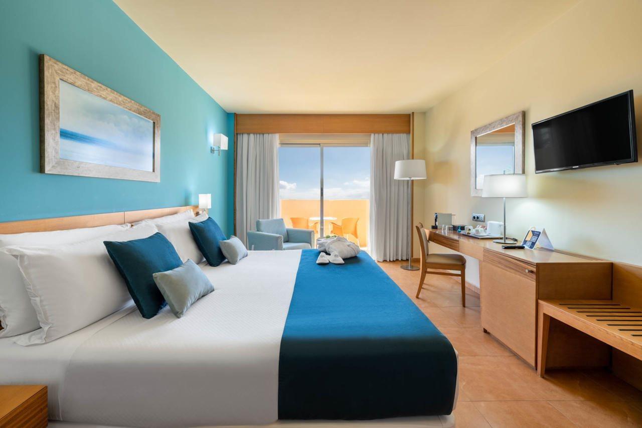 Elba Carlota & Golf Resort