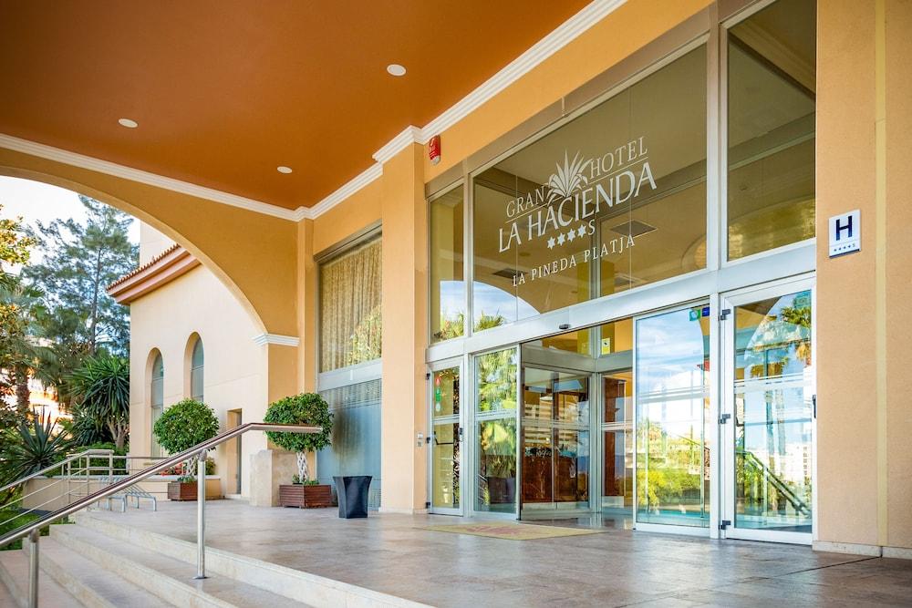 Ohtels La Hacienda La Pineda