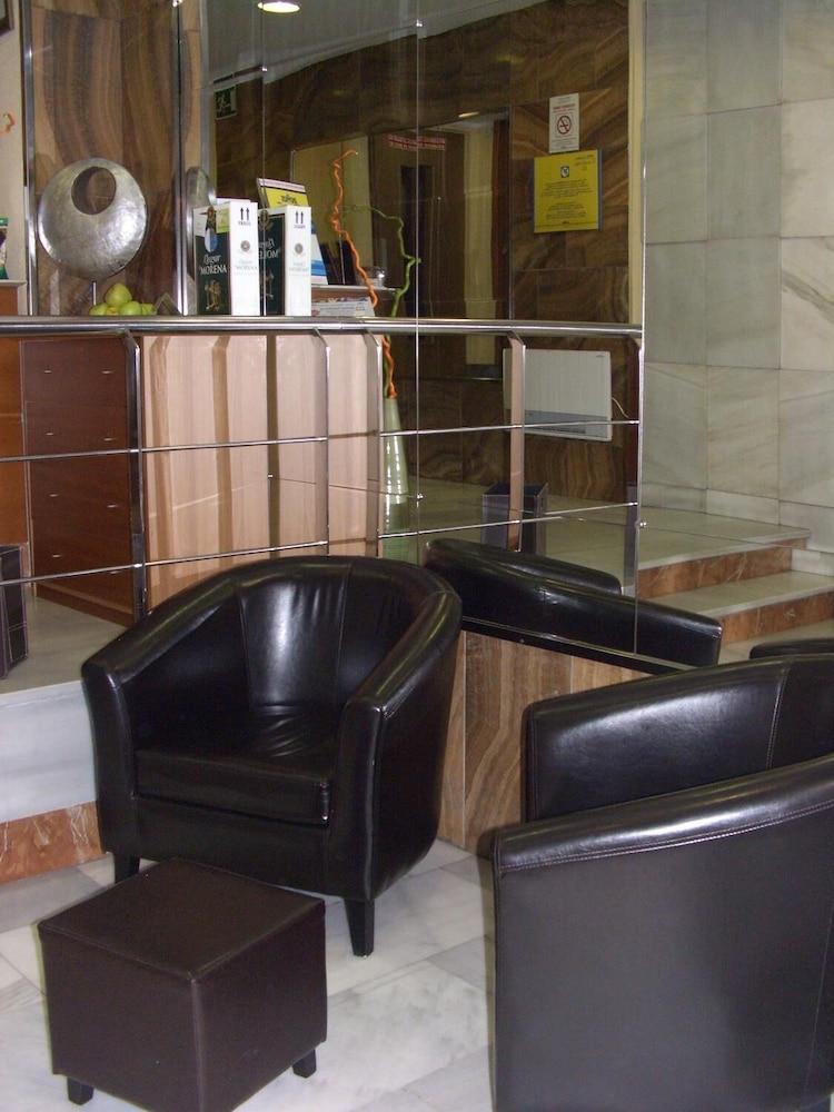 Hotel Express Covadonga 2*
