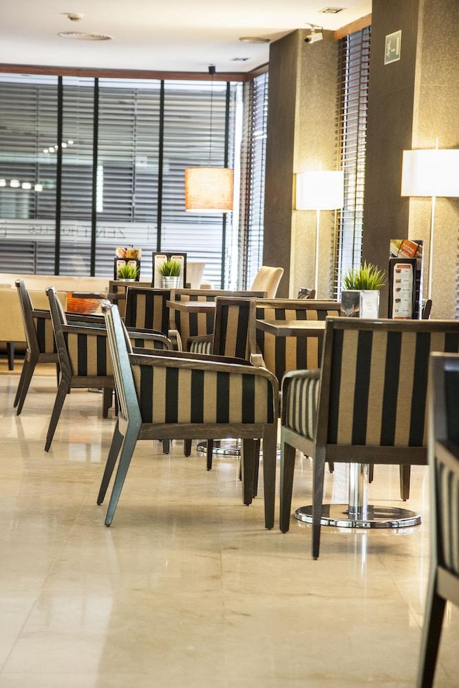 Zenit Hotel 4*