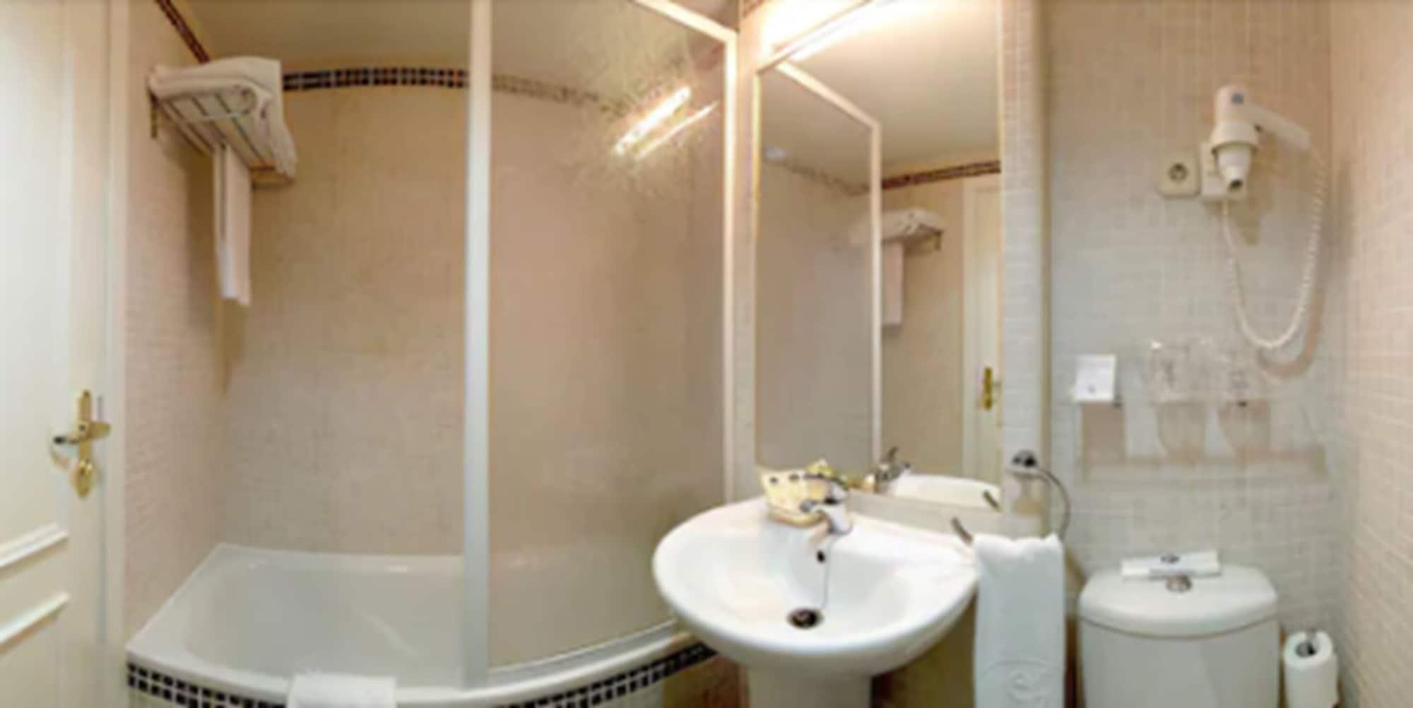 De Hotel 3*