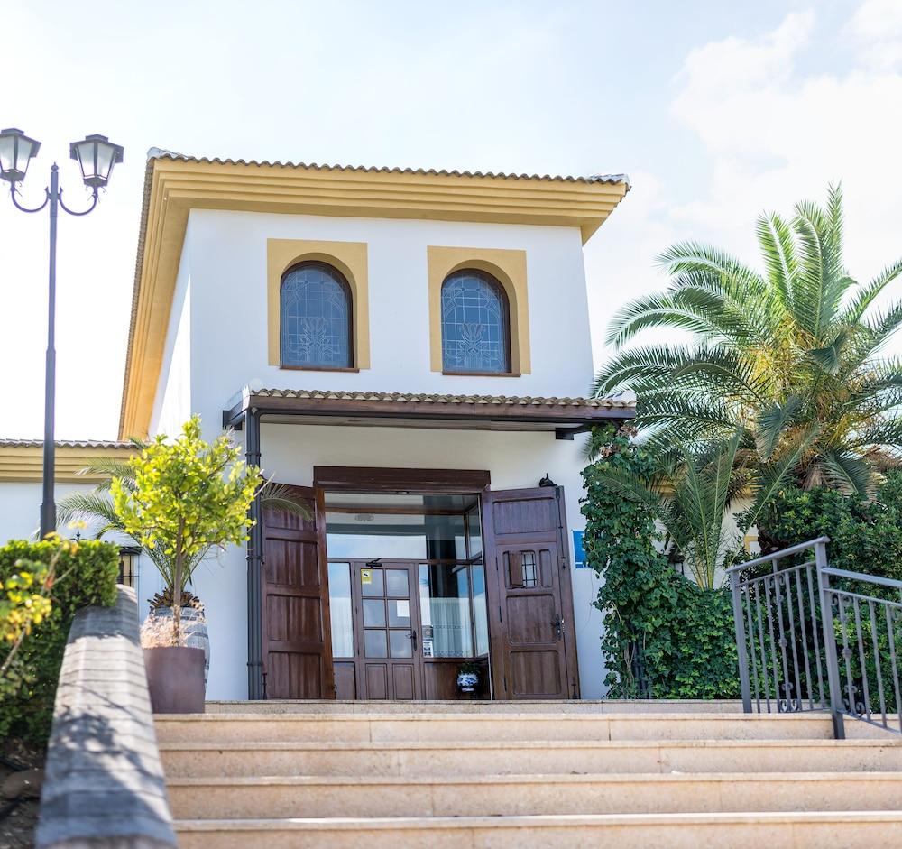 Cortijo De Tajar Hotel 2*