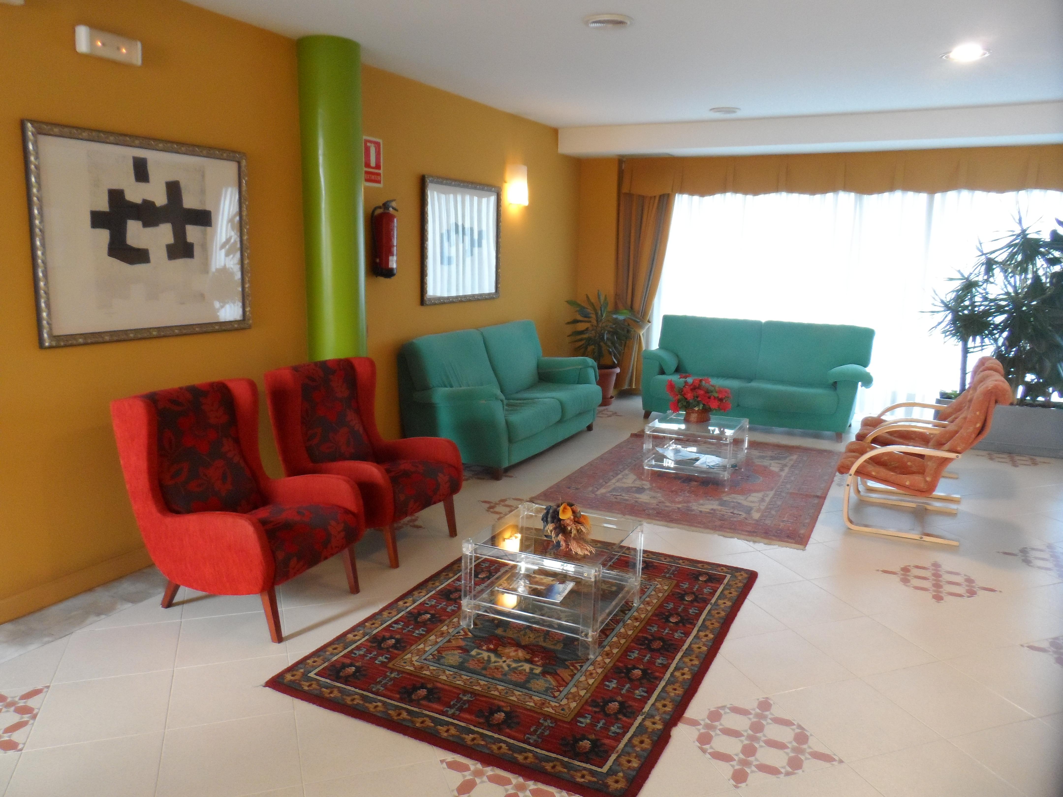 Rey Arturo Burgos Hotel