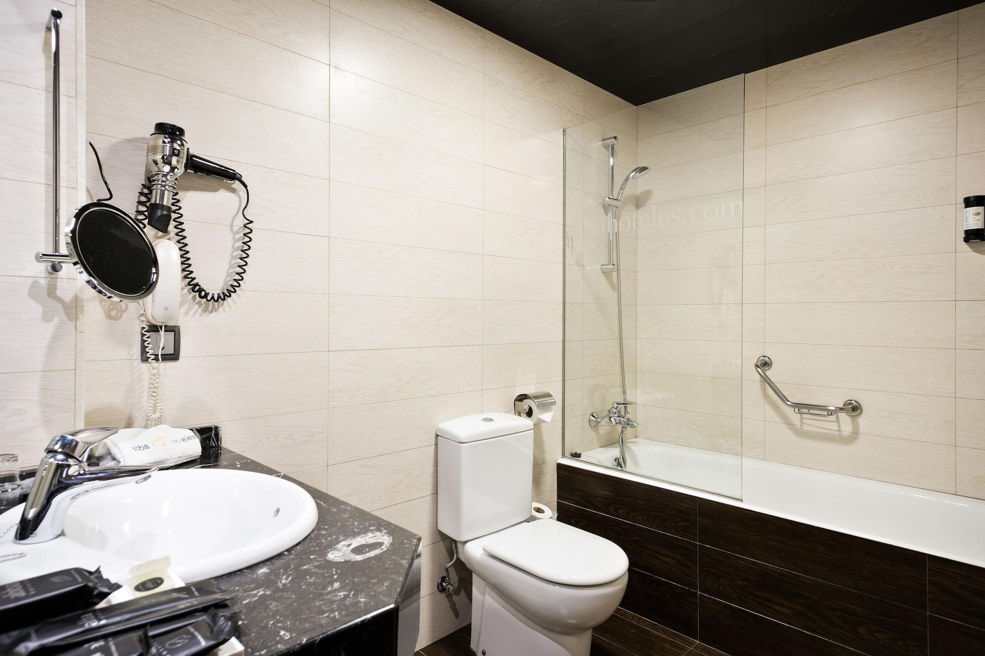 Hotel Abba 3*