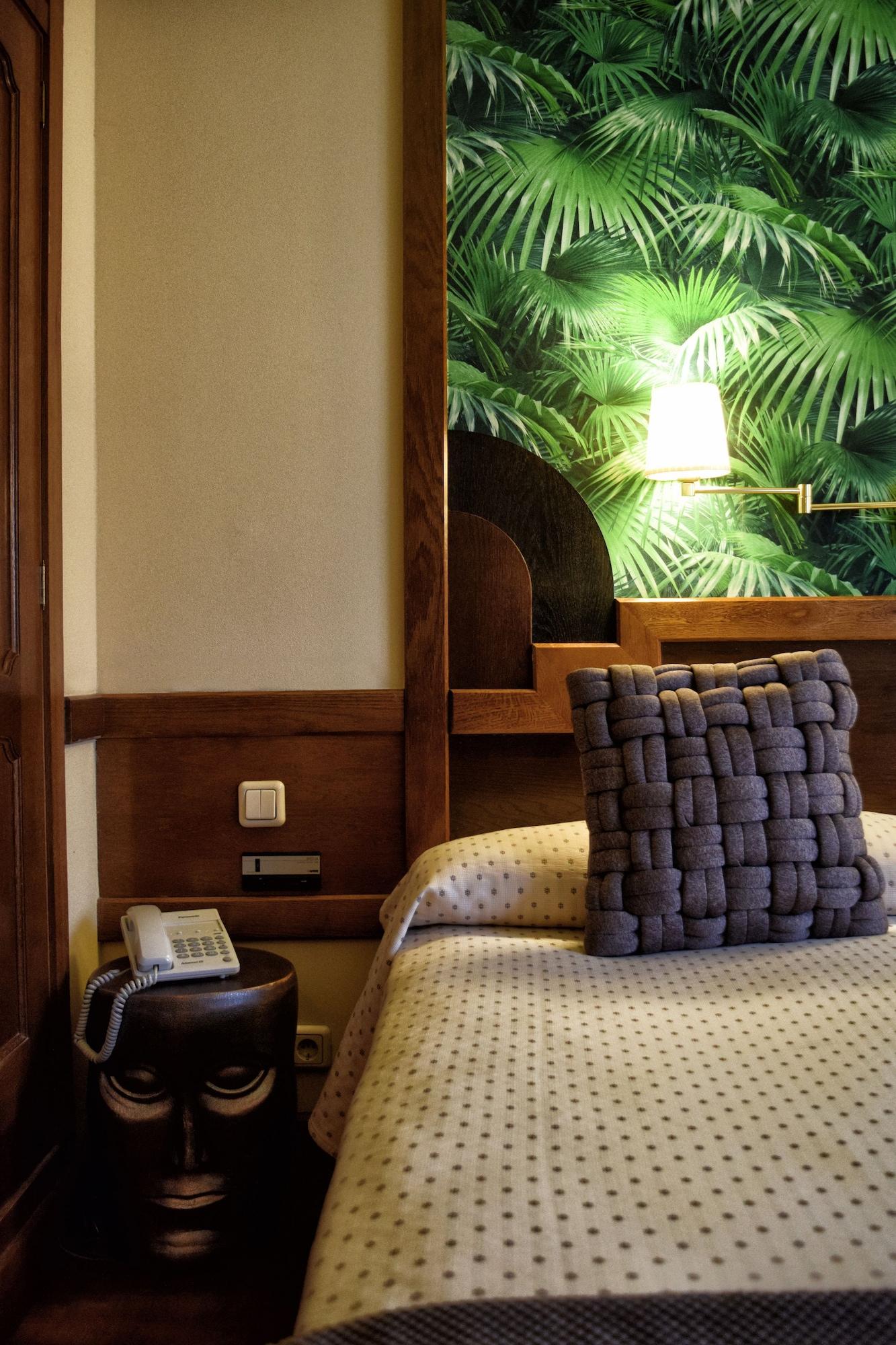 Maria Luisa Hotel
