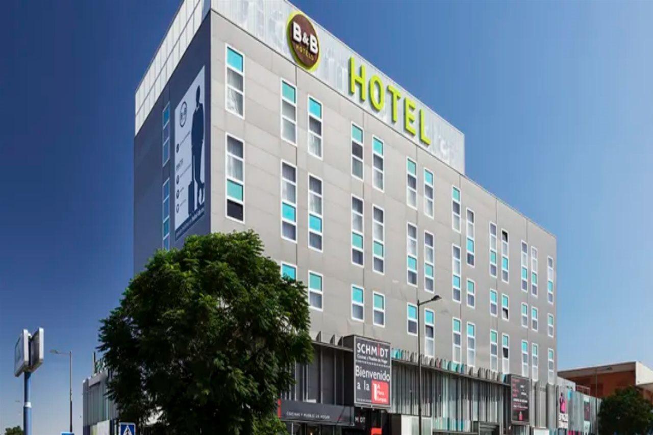 Granada Hotel *