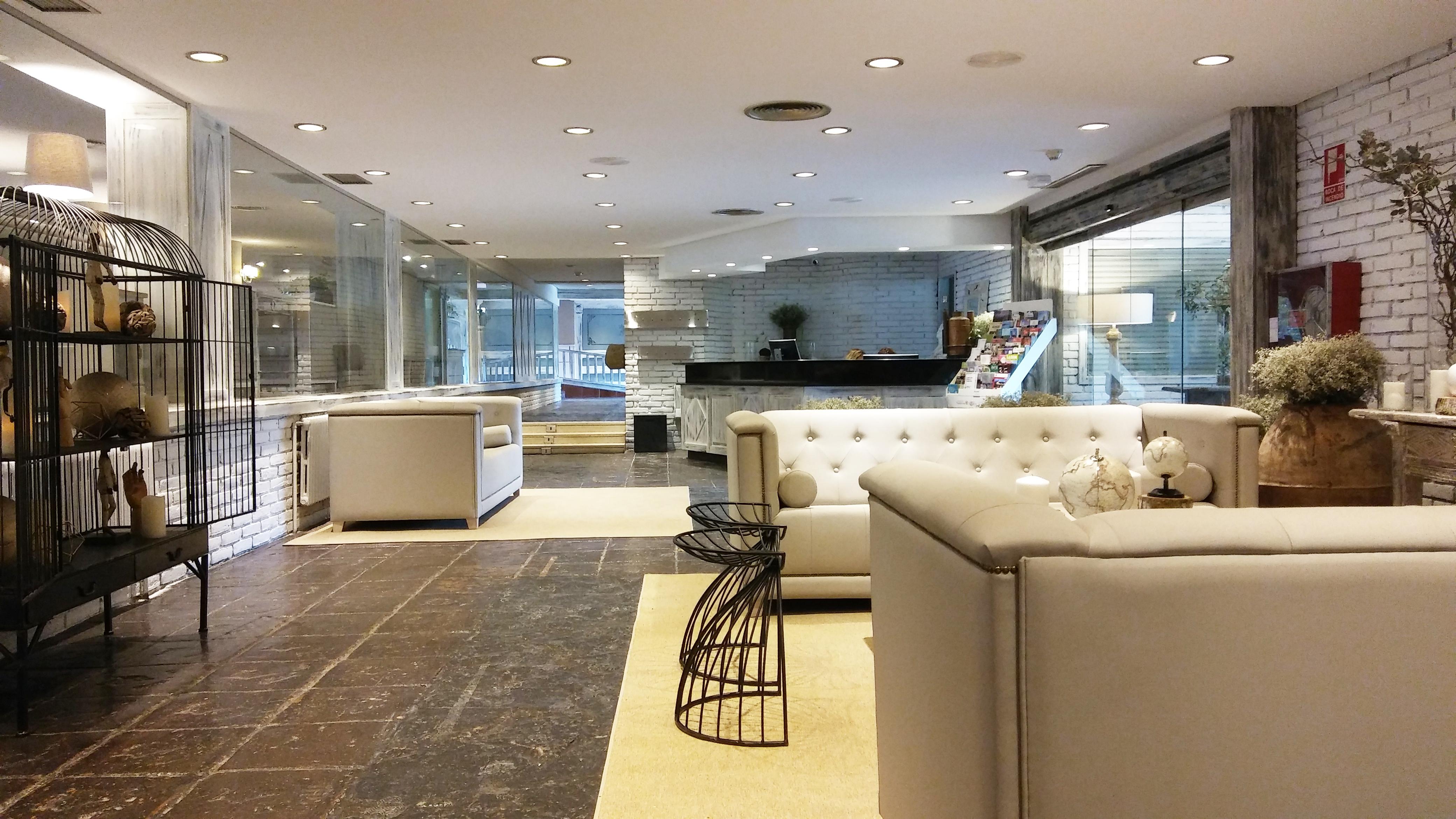Luze El Toro Hotel 4*