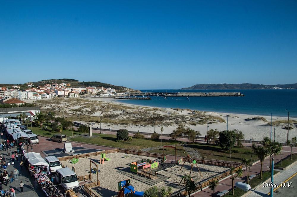 Playa De 3*