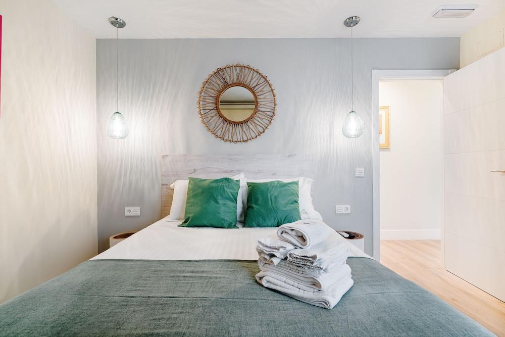 H Boutique La Caleta Bay Guest house