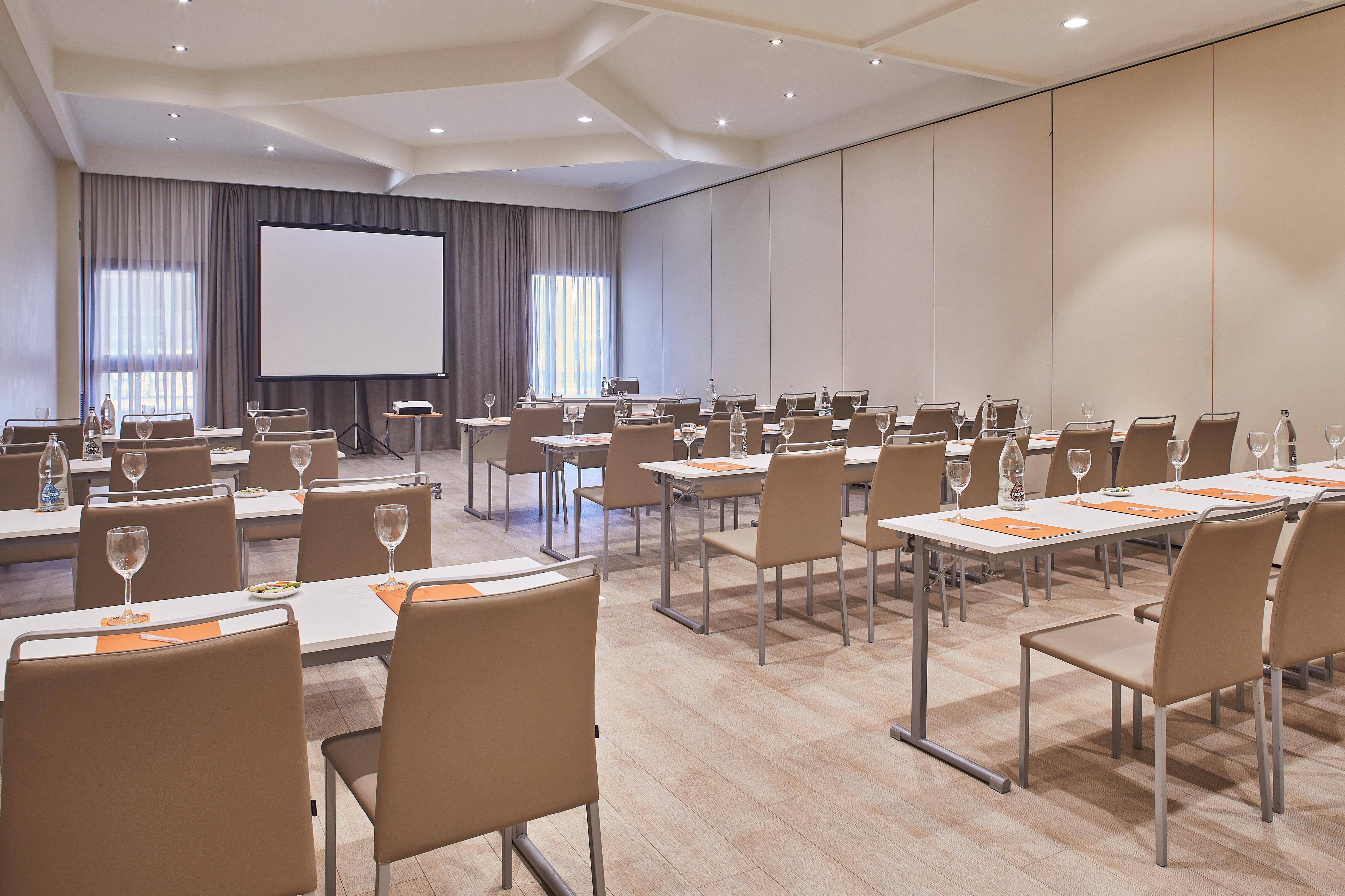 Silken Ciudad De 4*