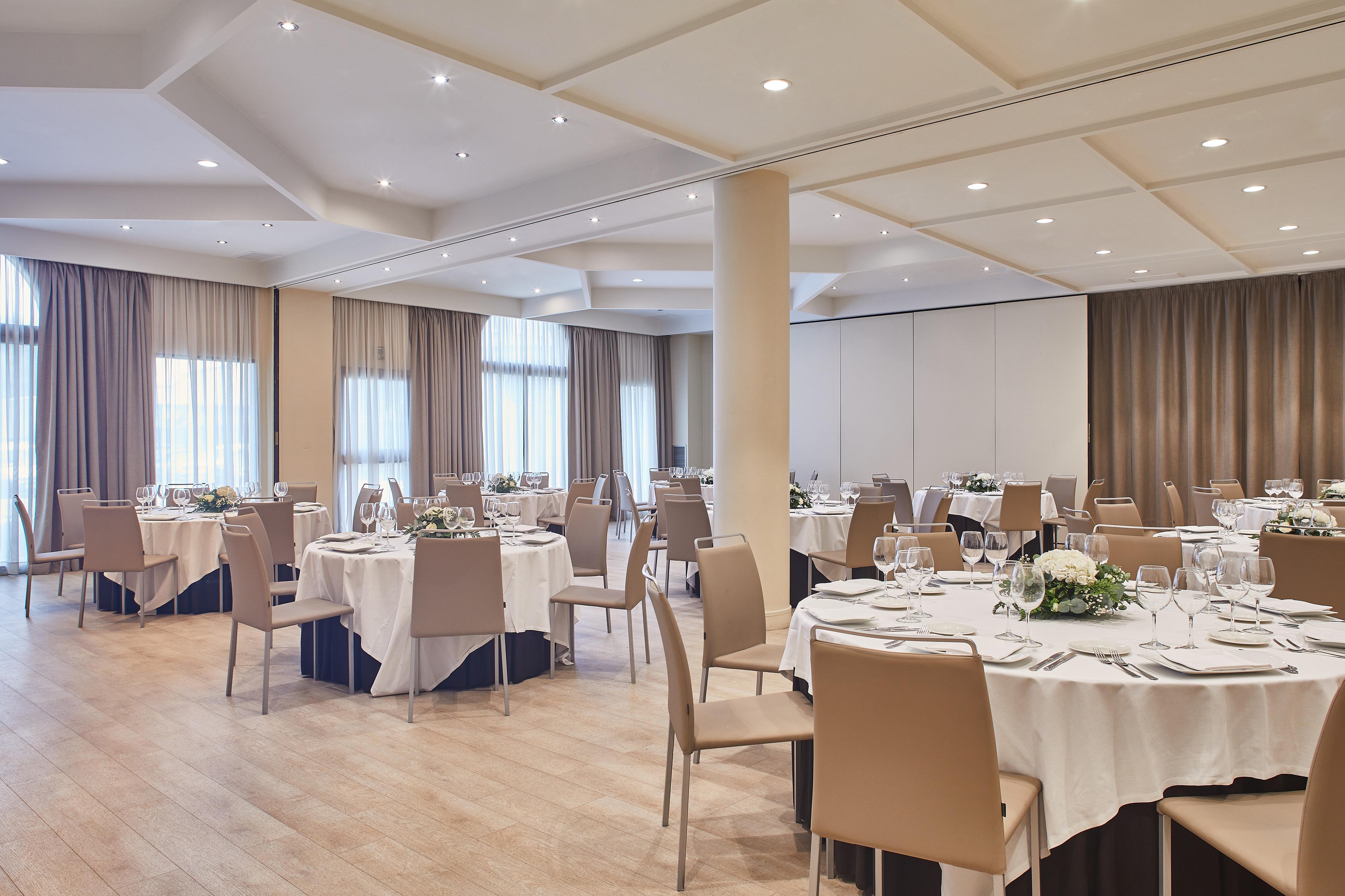 Hotel Silken Ciudad De 4*