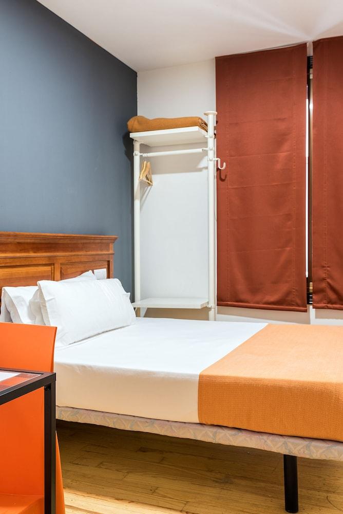 H2 Hotel 2*