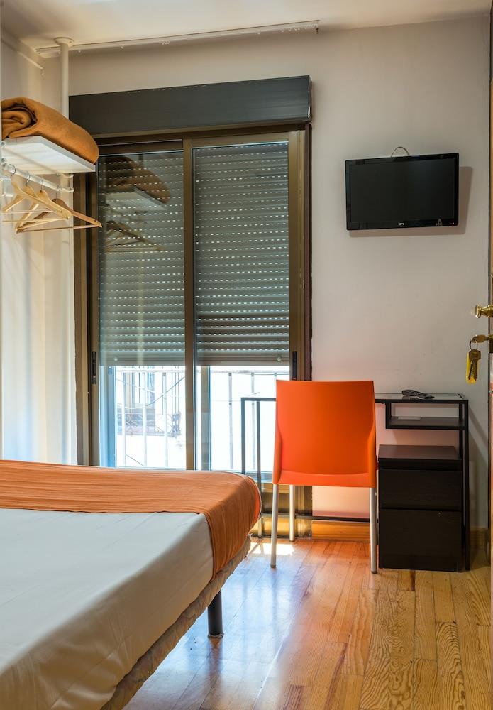 H2 Hotel 2*