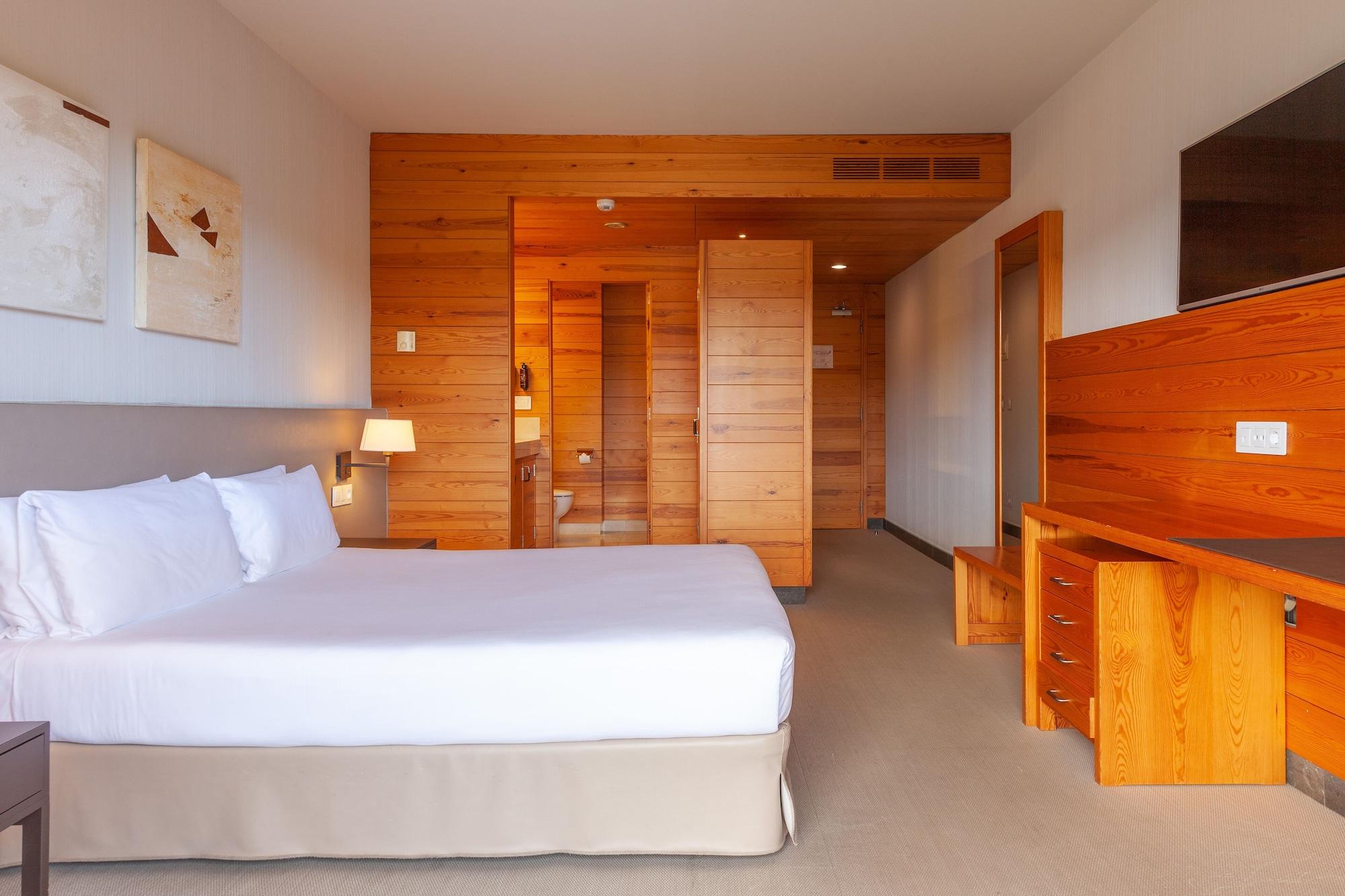 Hotel Montanya 4*