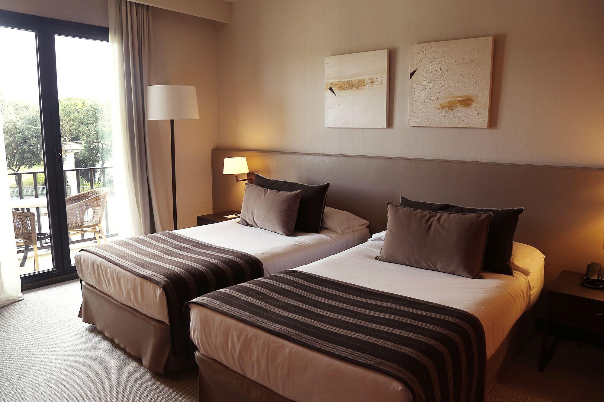 Montanya Hotel
