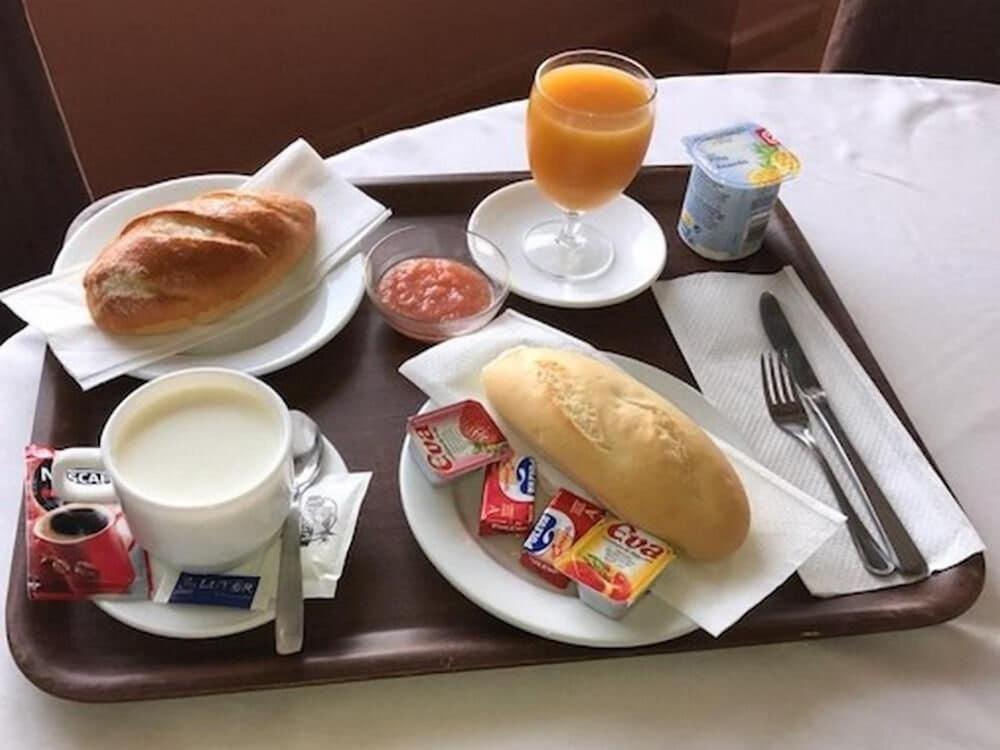 Anfora Hotel
