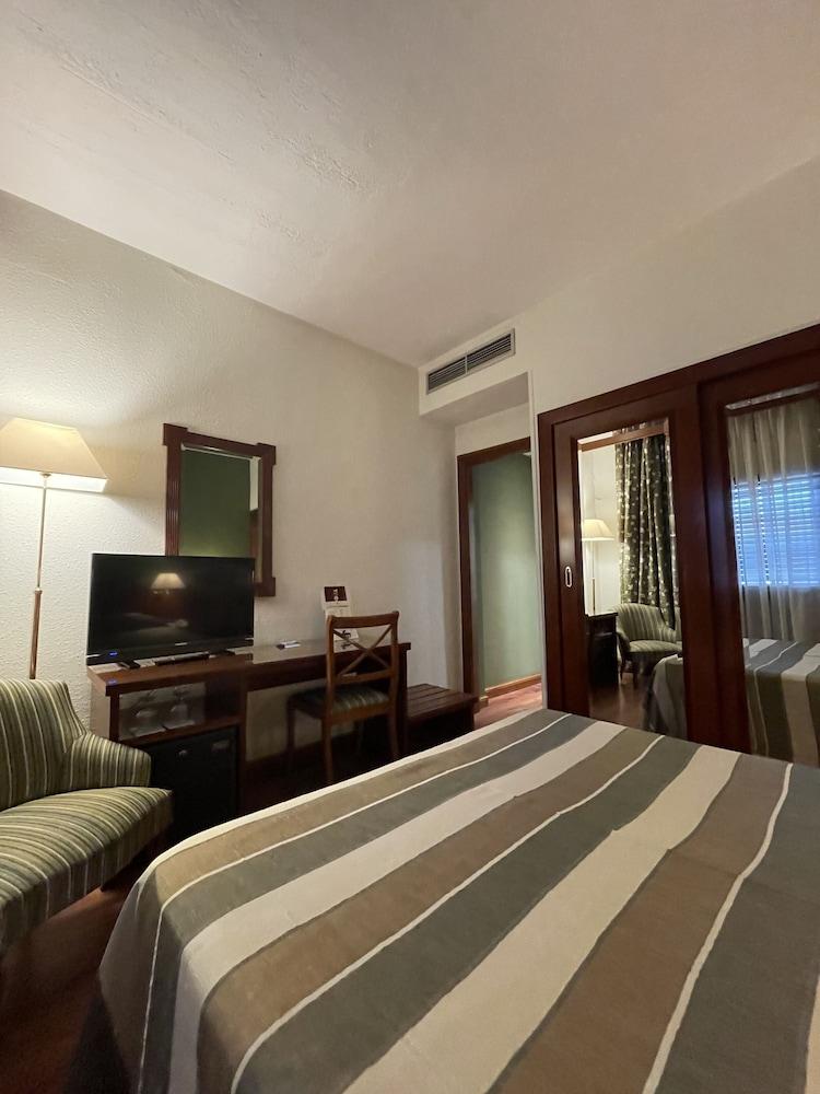 Hotel Torremangana 4*