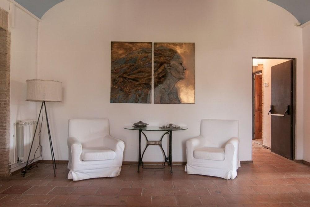 Hotel Masia La Palma 2*