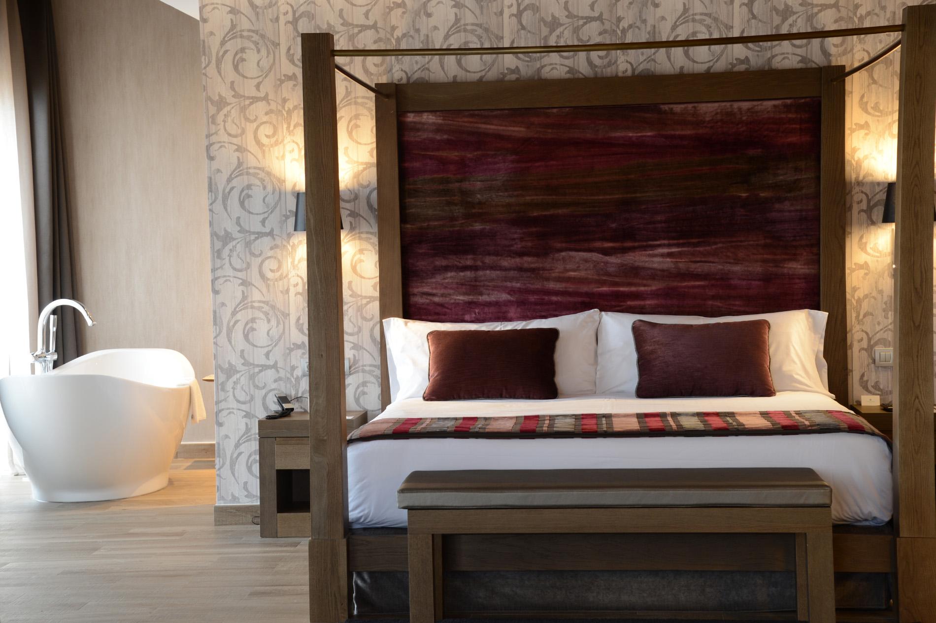 Hotel Castilla Termal Monasterio De Valbuena 5*