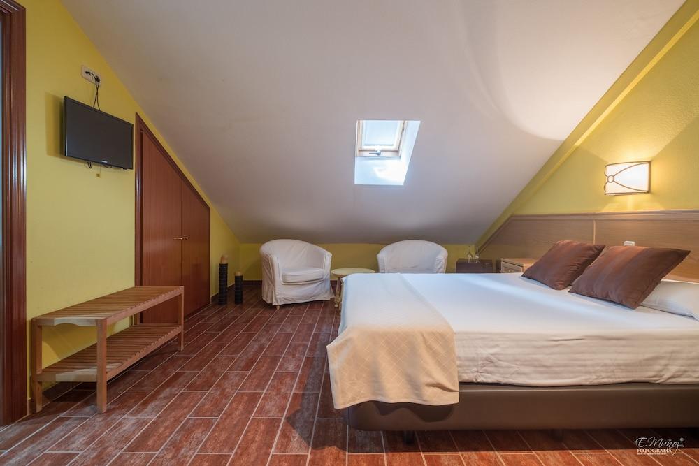Hotel Vivar Grinon