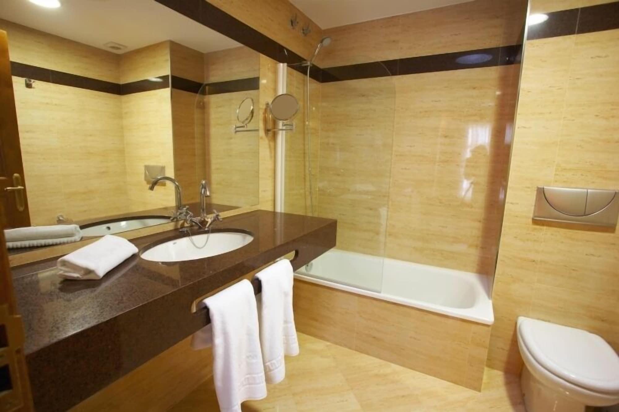 Do Val Hotel O Valadouro