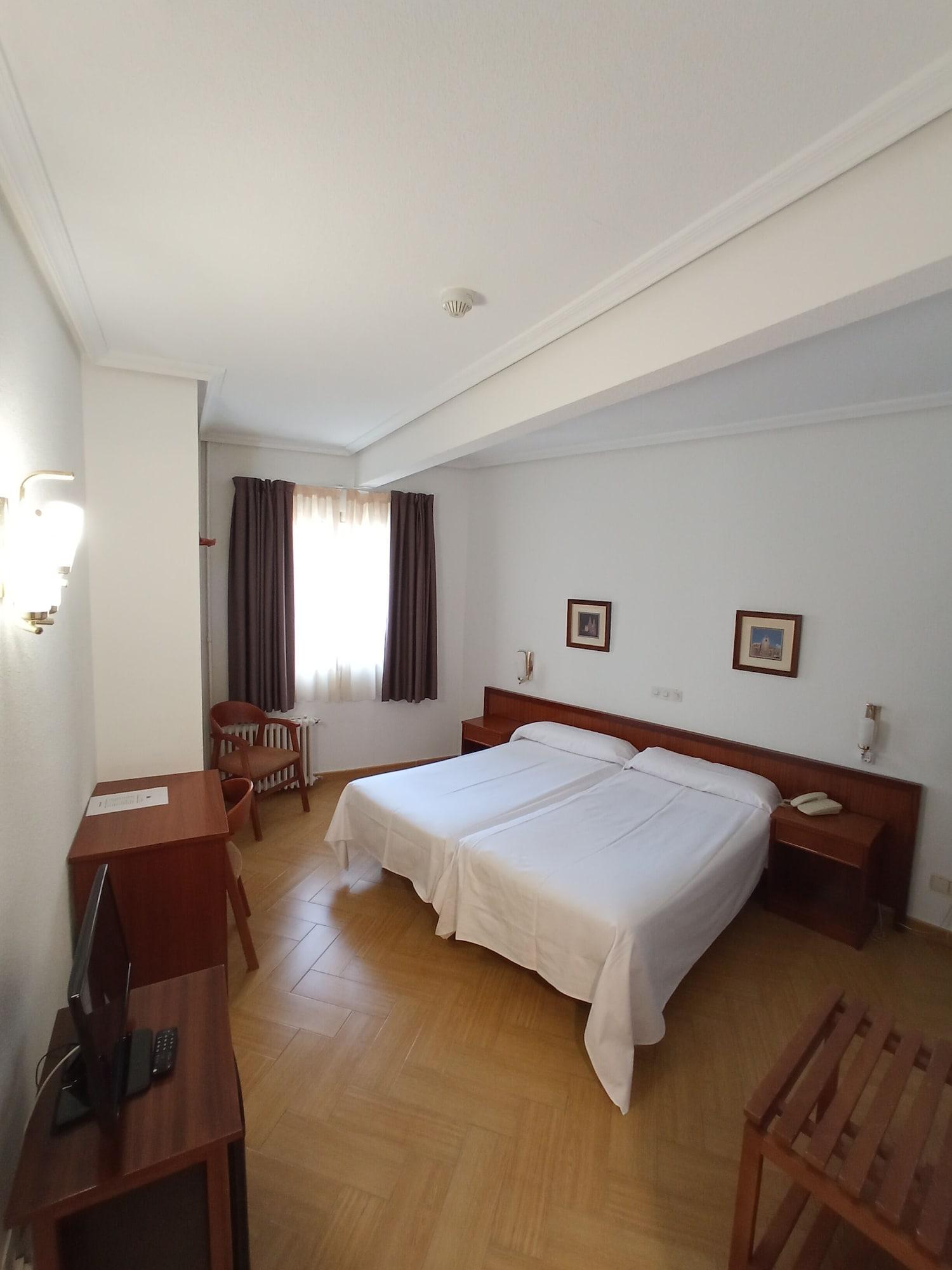 Hotel Ele Acueducto