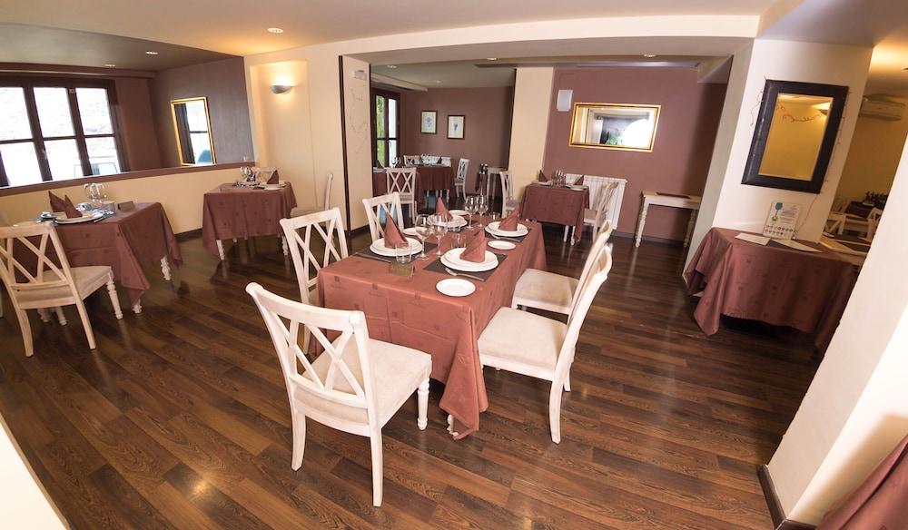 Hotel Turistica De Bubión