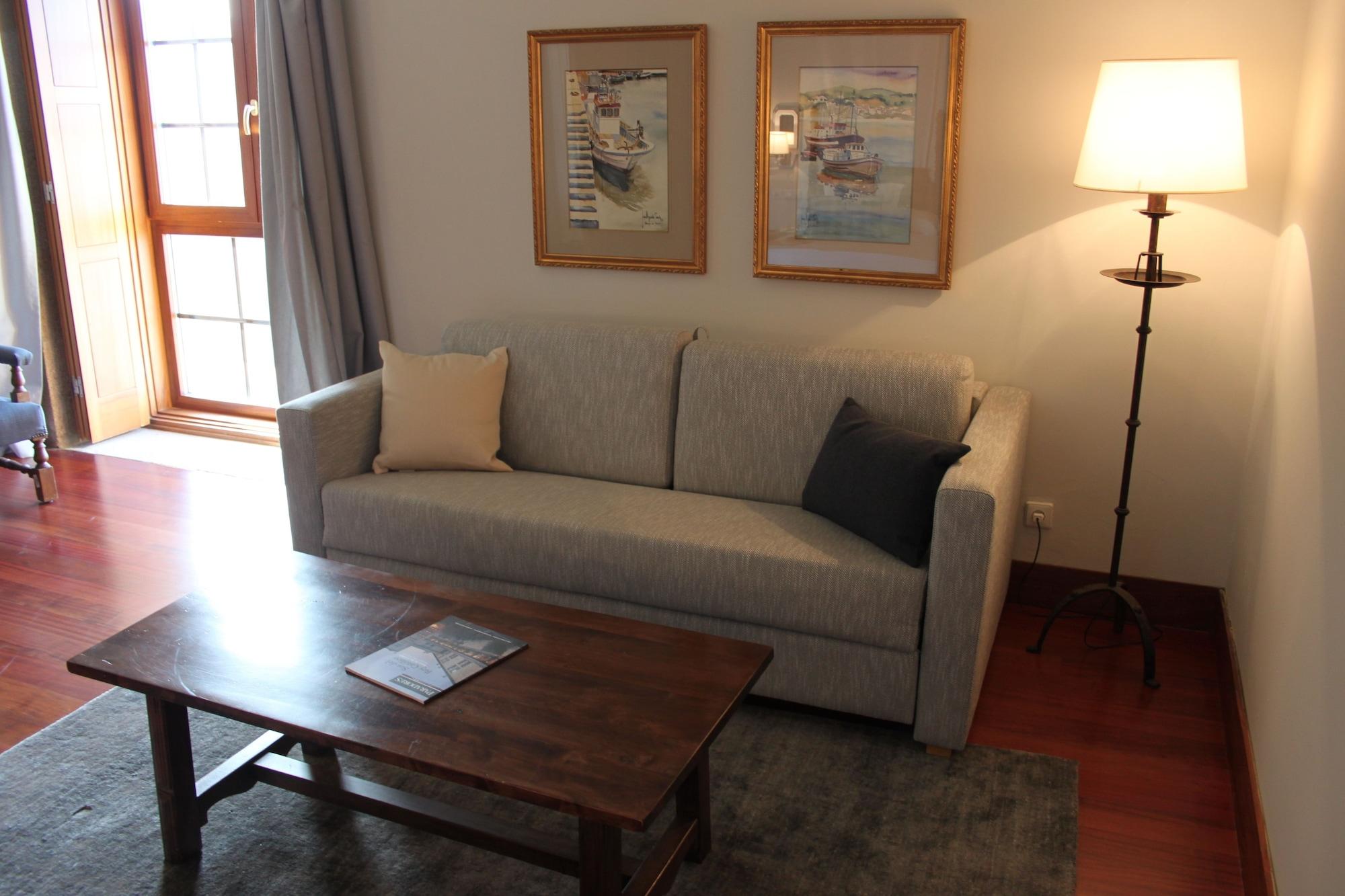 Hotel De 4*