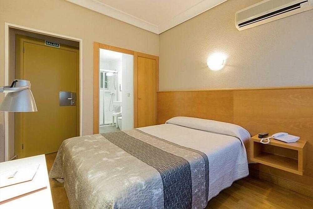 Santamaria Hotel 3*