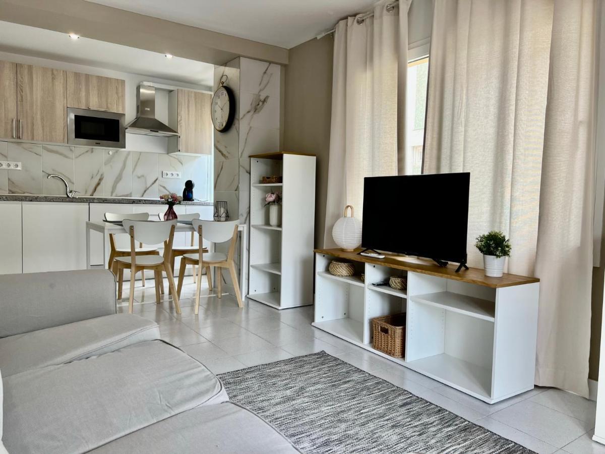 Apartment Center *