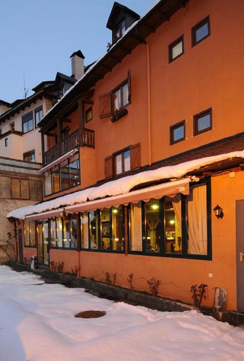 Snoe Colomers Hotel 2*