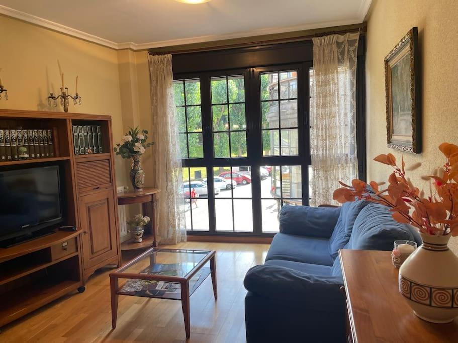 Apartment Confort En Casco Antiguo, Luminoso, Wifi *