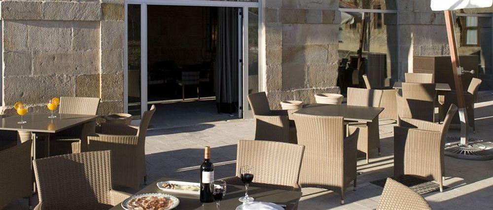 Hotel De 4*
