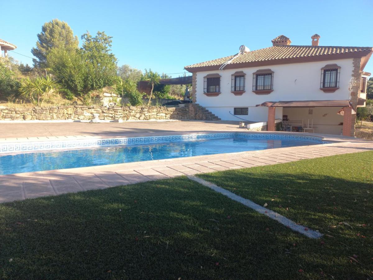 La Escollera Ronda Villa