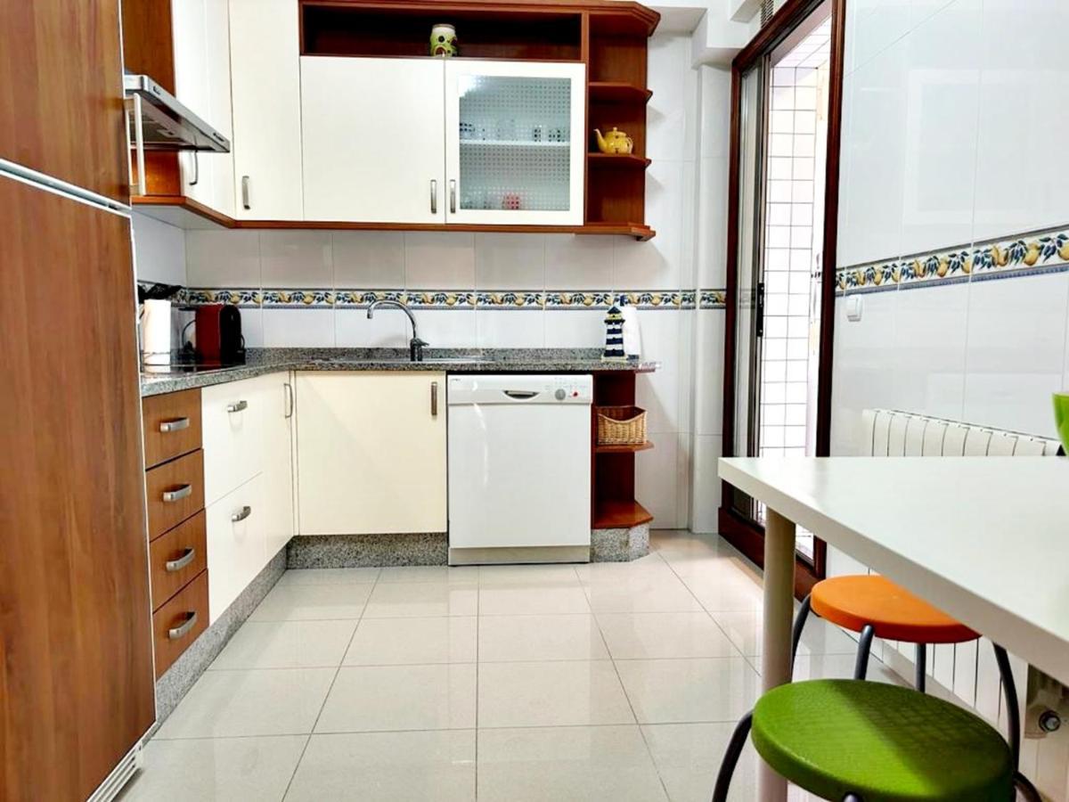 Apartamento Holibai, Chulina, Cerca De La Playa, Con Piscina Y Parking Baiona