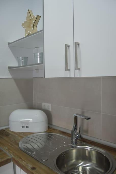 Apartamento Ana's Cerca Del Parque Tecnologico Málaga
