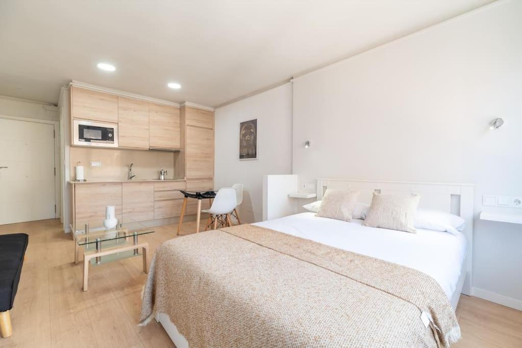 Loft Plaza Espana Apartment *
