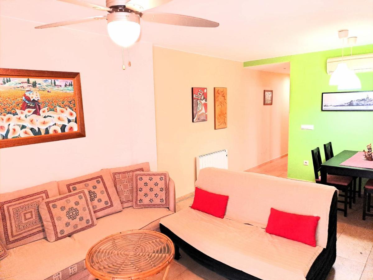 Costa Apartment