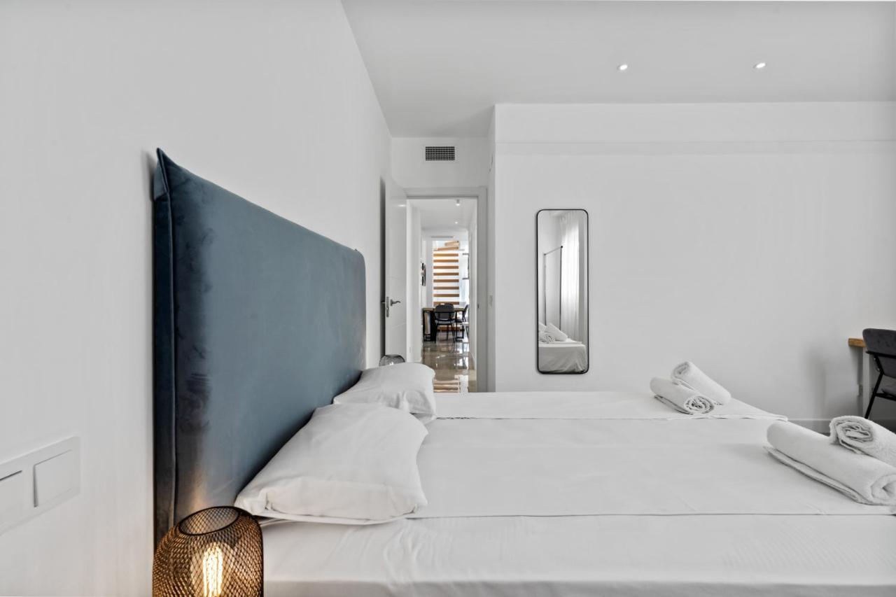 Apartamento Private Terrace In By Costarentals - Ref 223