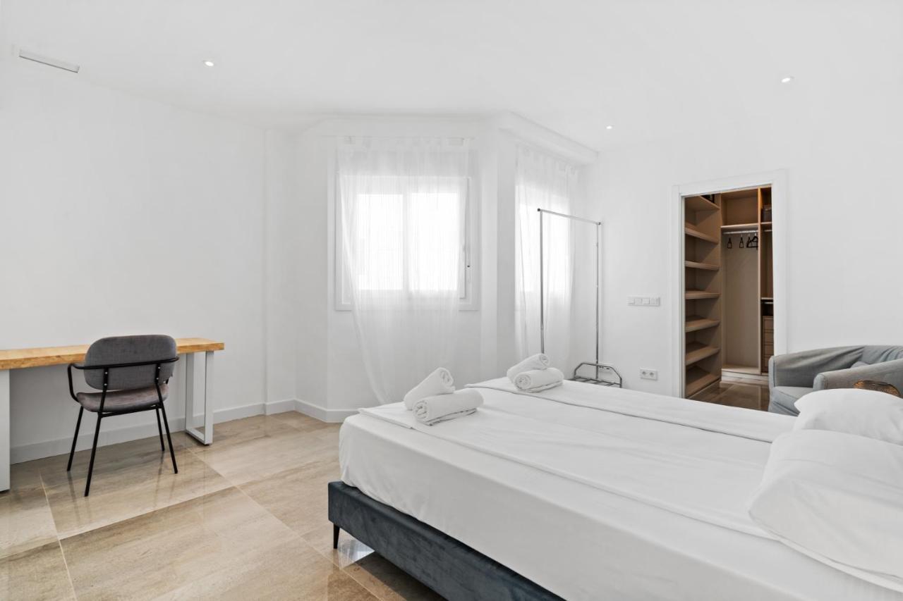 Apartamento Private Terrace In By Costarentals - Ref 223