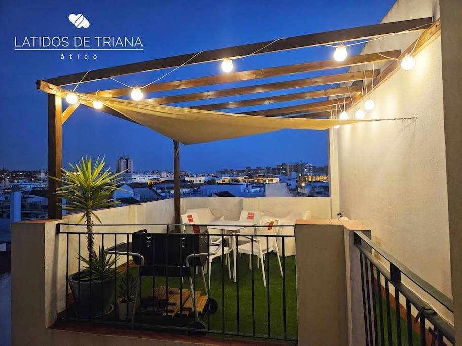 Latidos De Triana - Atico Con Vistas A Todo Apartamento