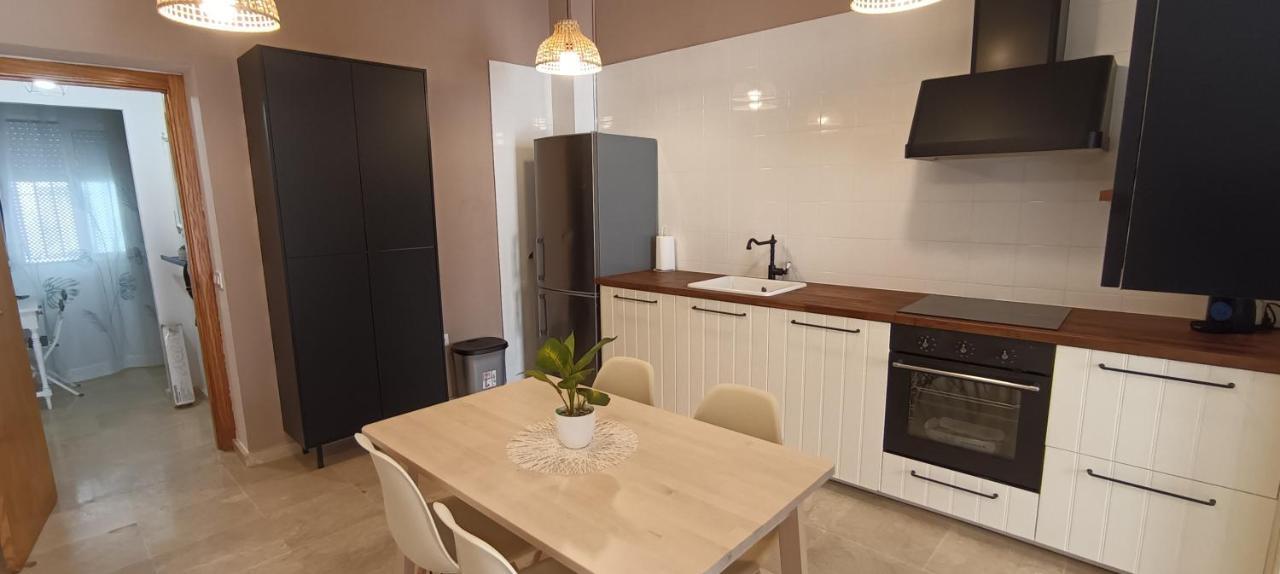 Pale Cream Apartment Jerez de la Frontera